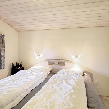 펜션 Awesome Home In Ulfborg With Sauna